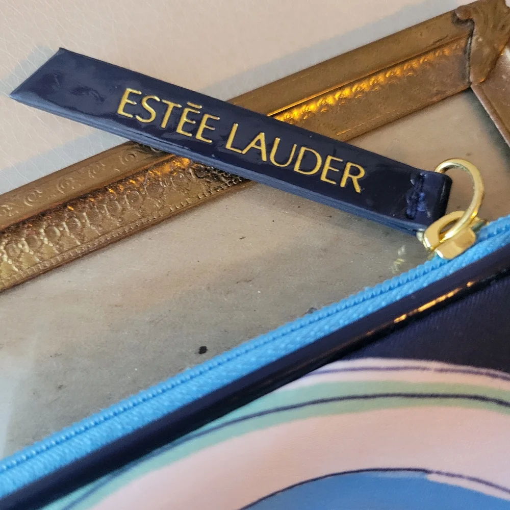 Estee Lauder Cosmetic Case ~ Travel ~ Storage ~ Organization ~ Mod Lady Image ~